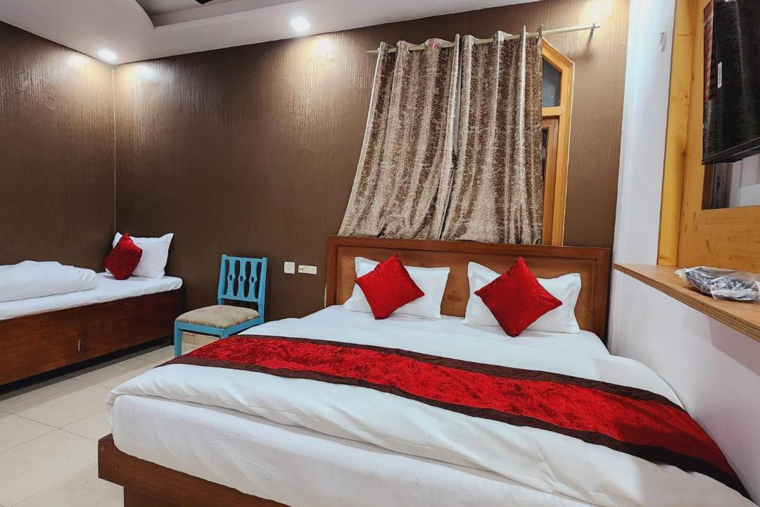 Photo of Bedroom in Dariyaganj