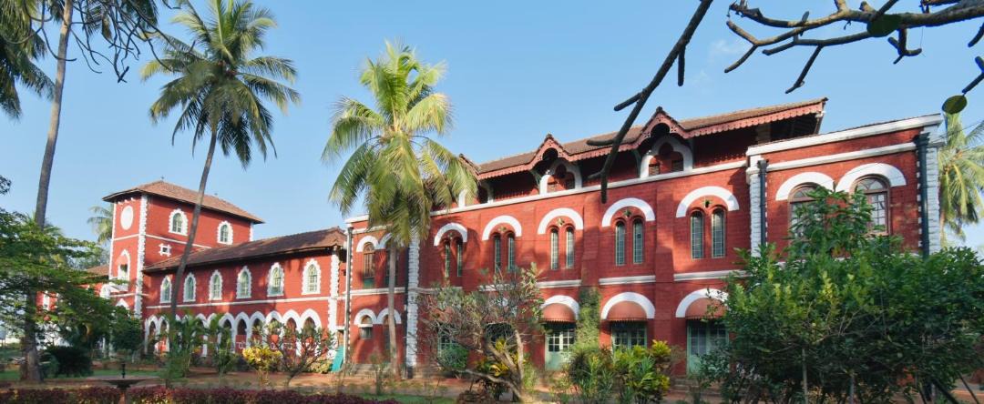 Photo of Buildings in Sawantwadi