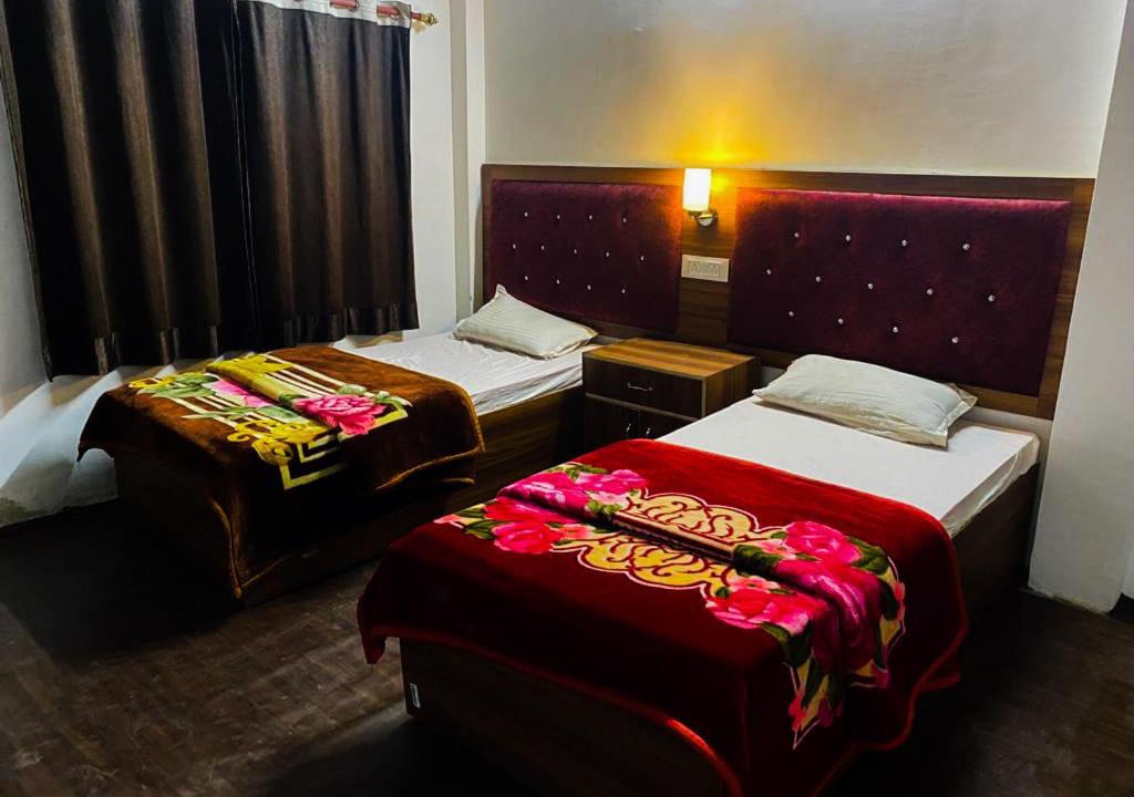 Photo of Bedroom in Paliyal Gaon
