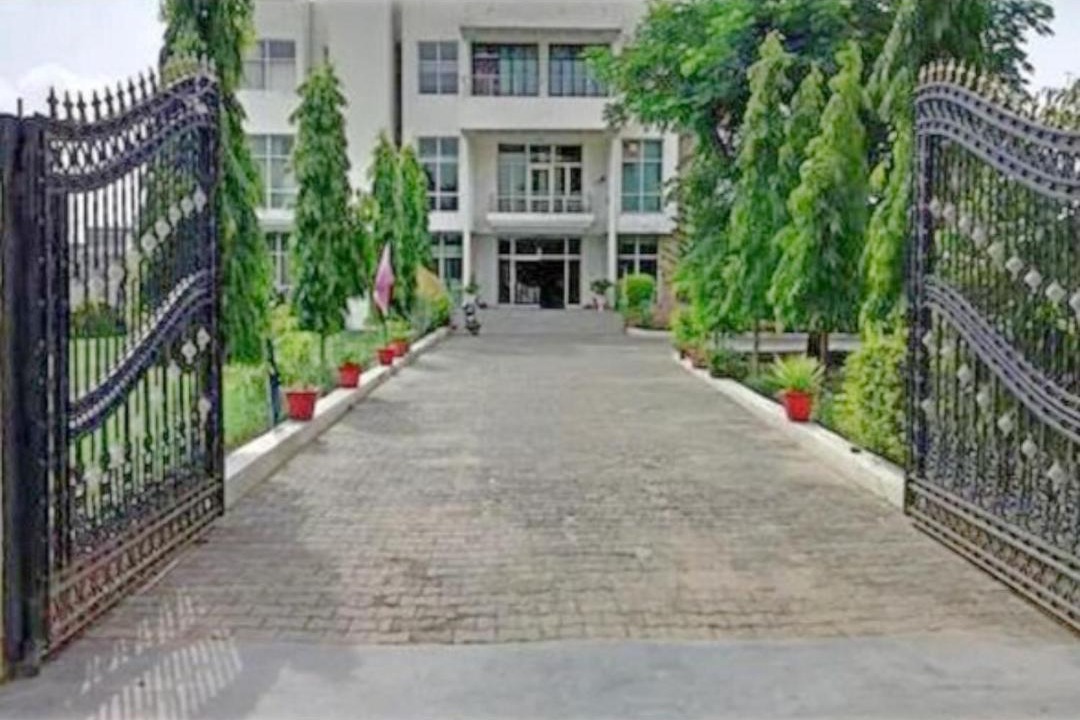 Photo of Buildings in Neem Ka Thana