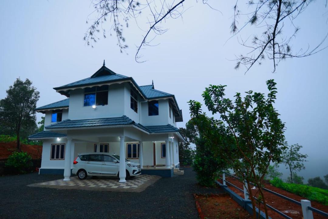 Photo of Buildings in Elappara