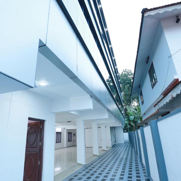 Photo of Buildings in Kulanada