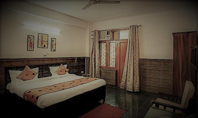 Photo of Bedroom in Sector 70