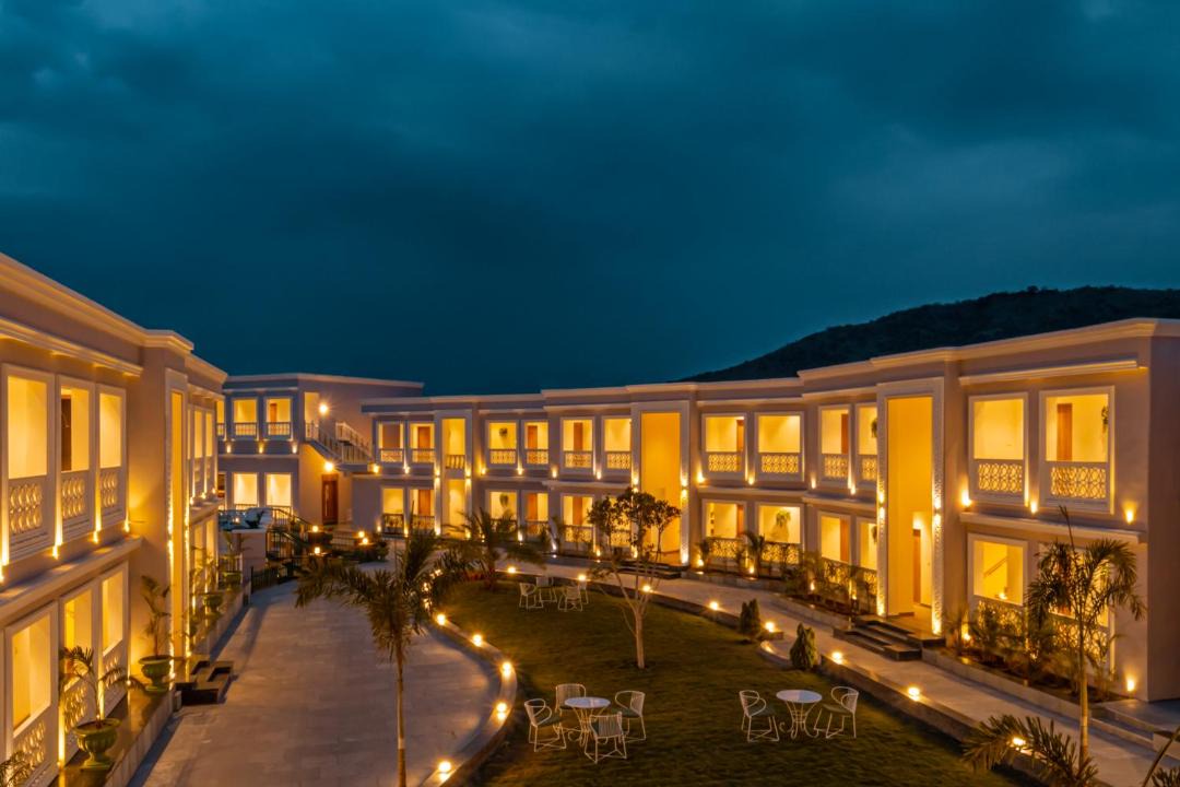 Photo of Others in Bedla