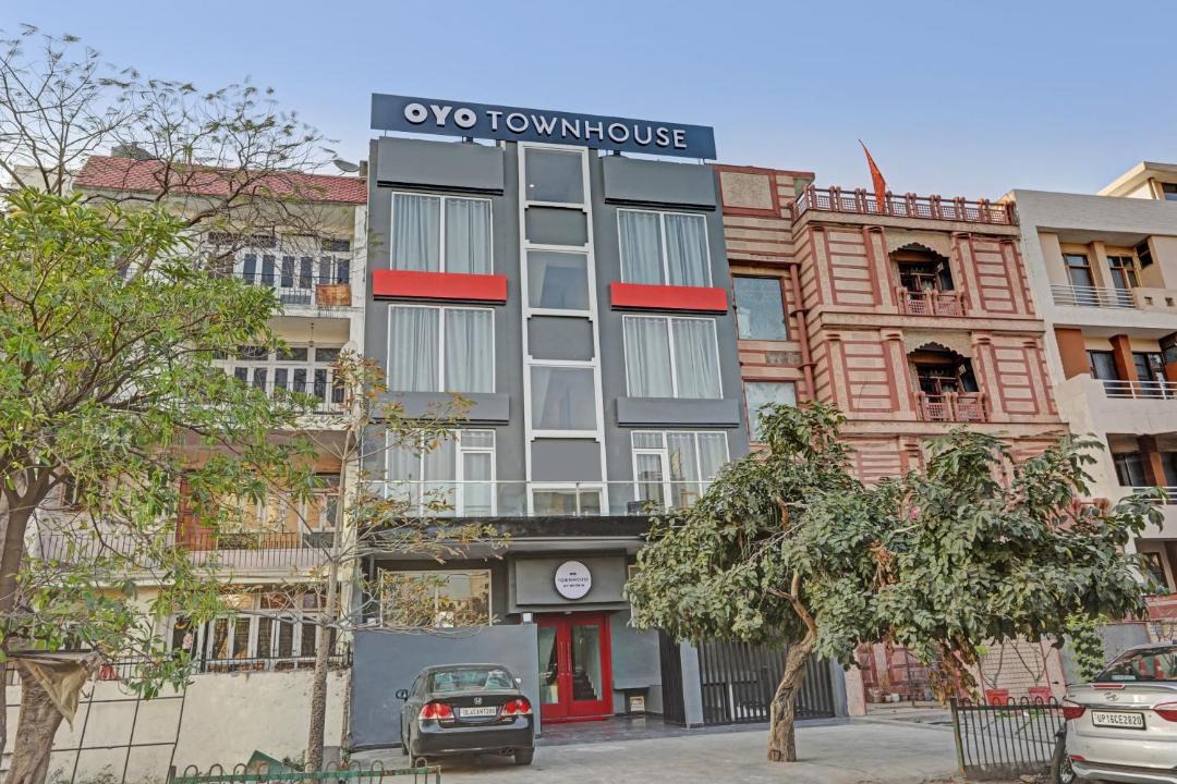 Photo of Buildings in Noida