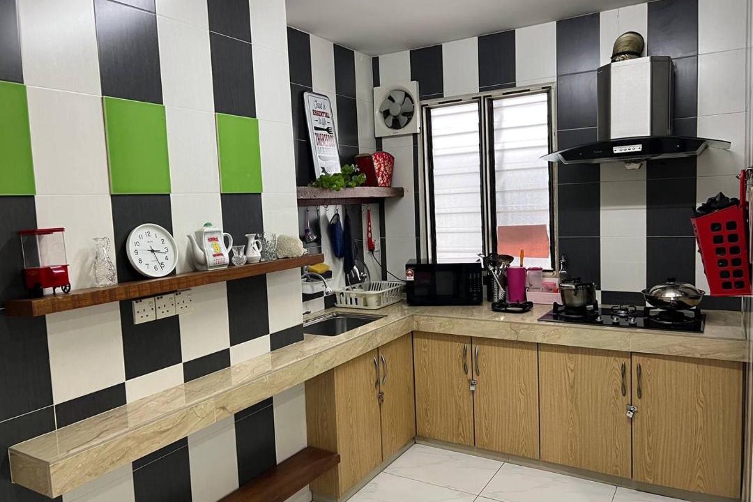 Photo of Kitchen in Usj 6
