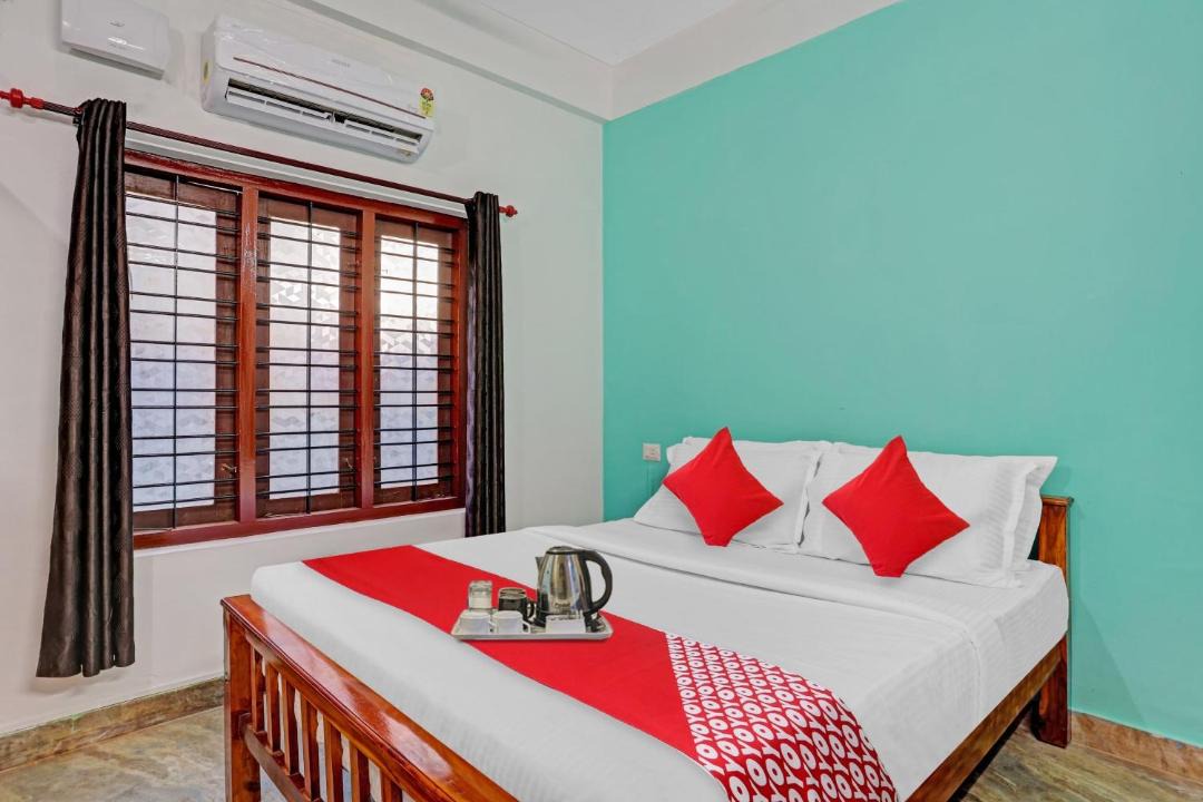 Photo of Bedroom in Thiruvananthapuram