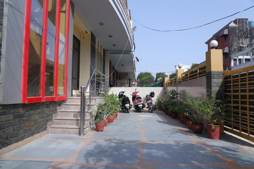 Photo of Others in Noida