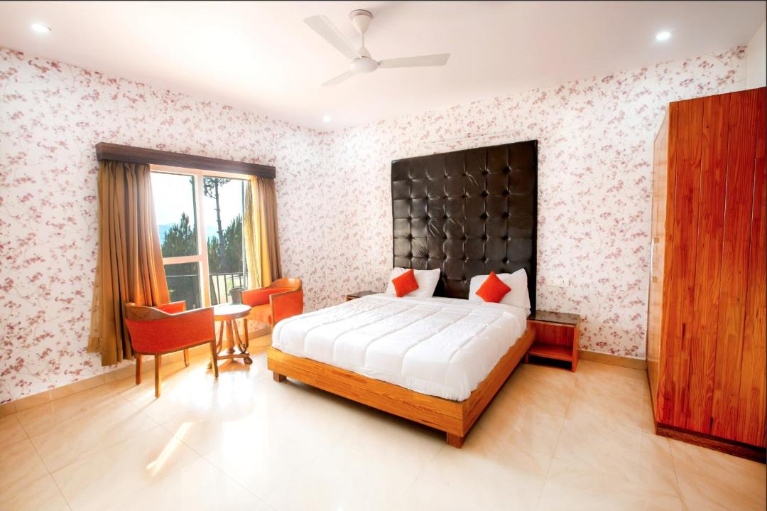 Photo of Bedroom in Lansdowne