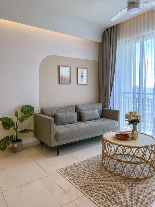 Photo of Livingroom in Usj 1