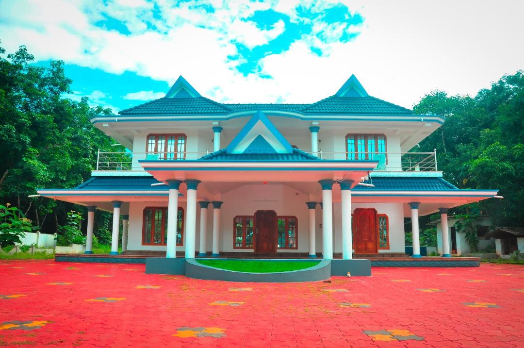Photo of Buildings in Kulanada