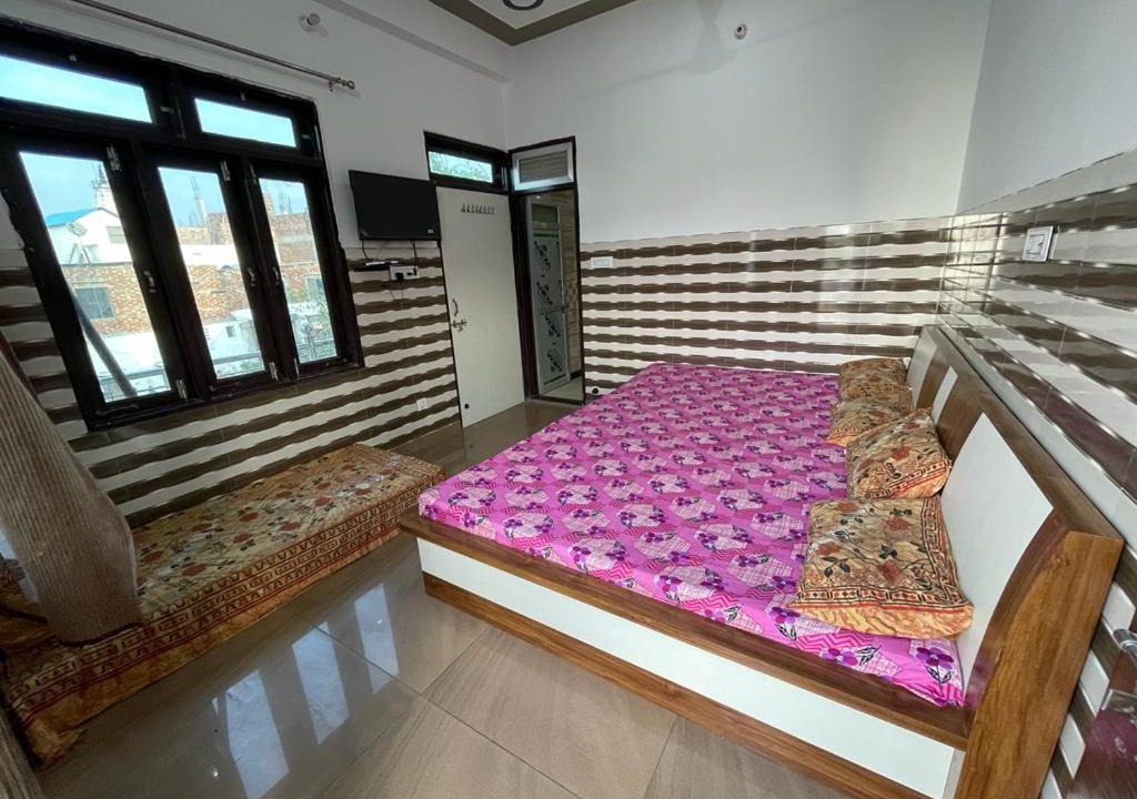Photo of Bedroom in Khatu