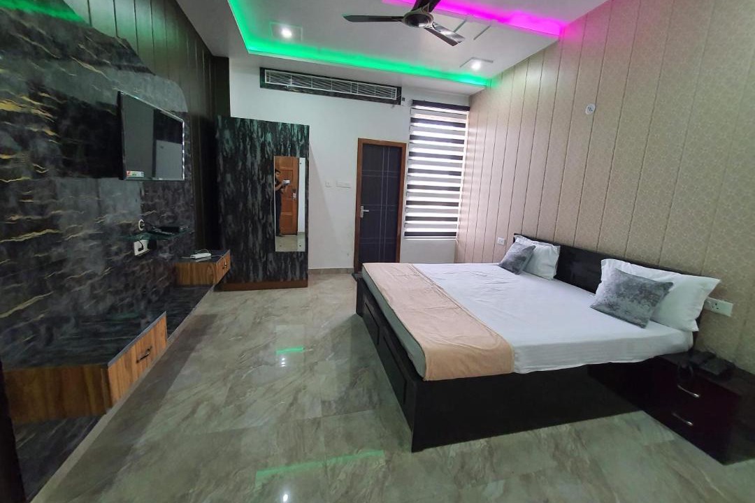 Photo of Bedroom in Bara Banki