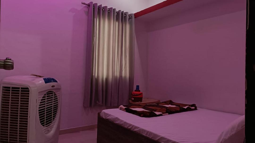 Photo of Bedroom in Rajpipla