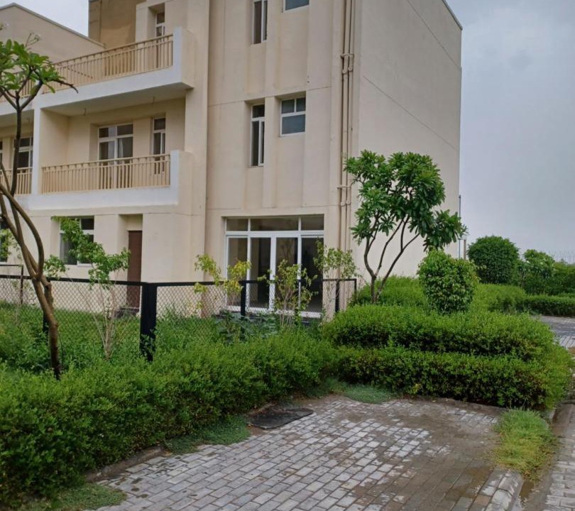 Photo of Buildings in Gurugram