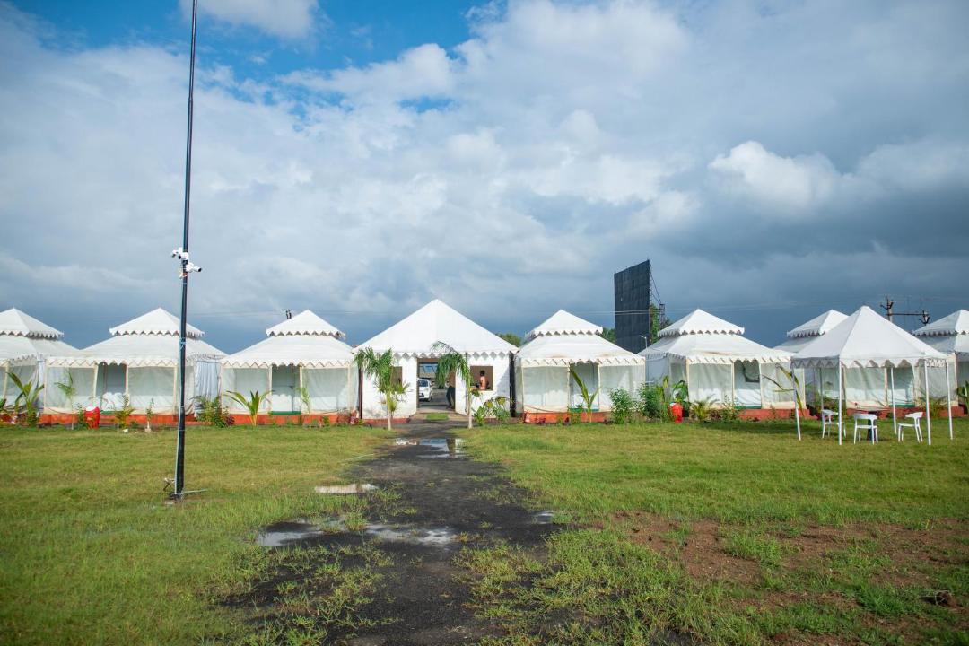 Photo of Buildings in Tilakwada