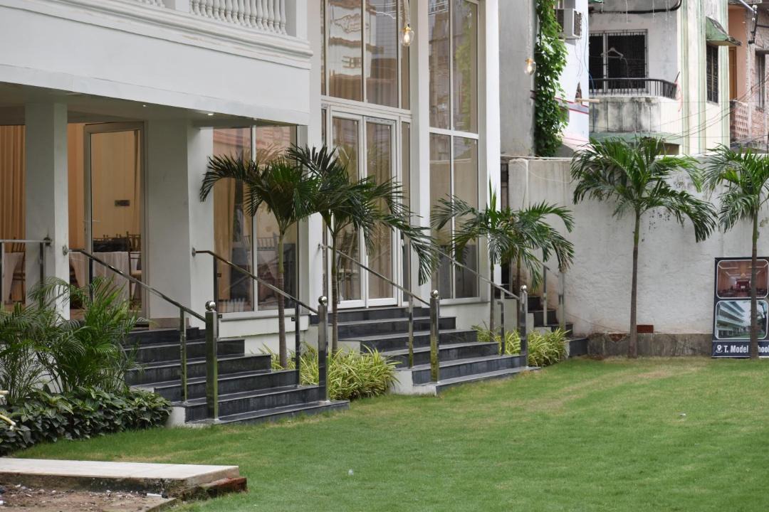 Photo of Buildings in Gaya