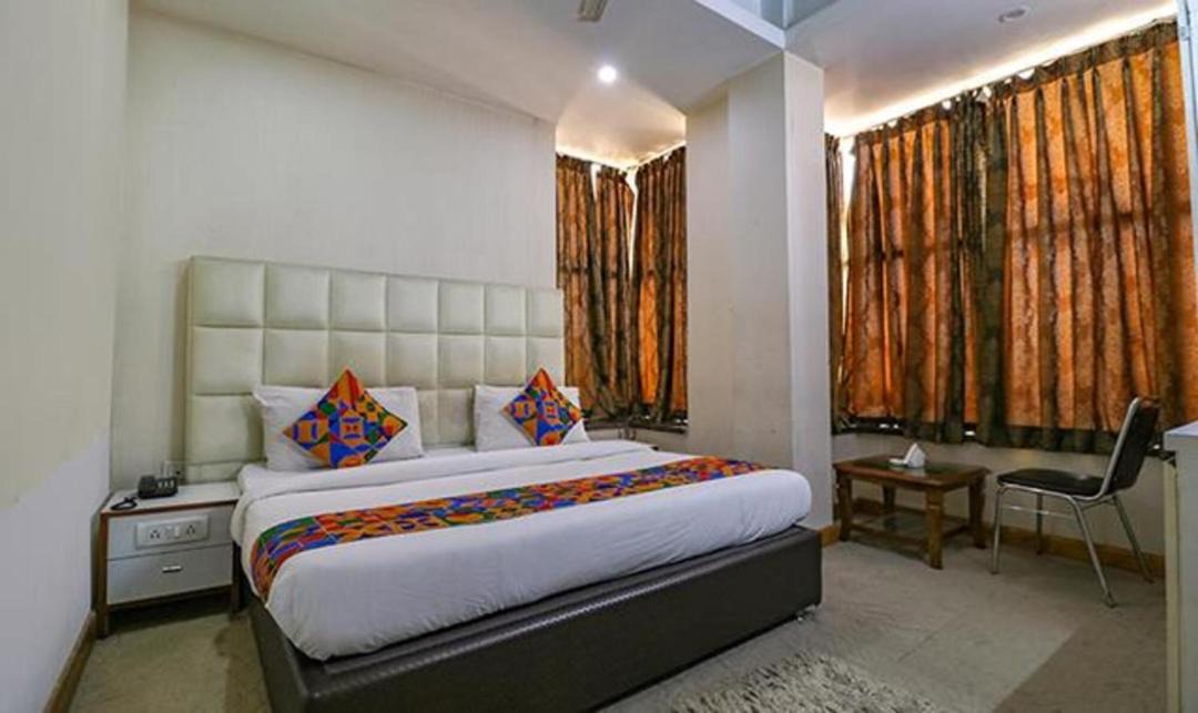 Photo of Bedroom in Sector 70