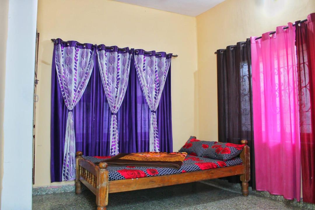 Photo of Bedroom in Stuart Hill