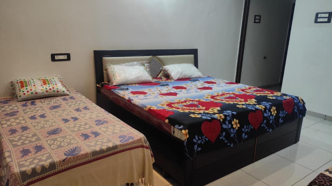 Photo of Bedroom in Rajpipla