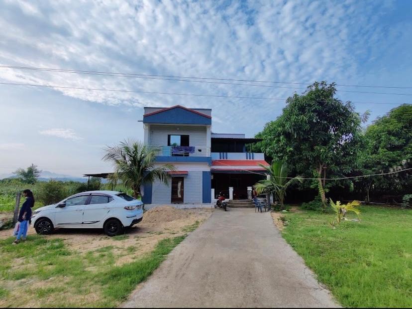 Photo of Buildings in Rajpipla