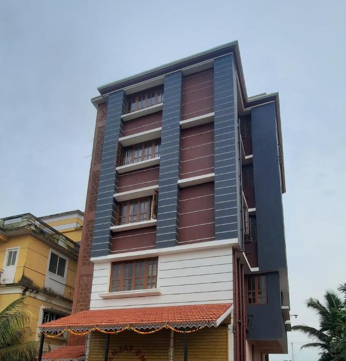 Photo of Buildings in Mangeshi
