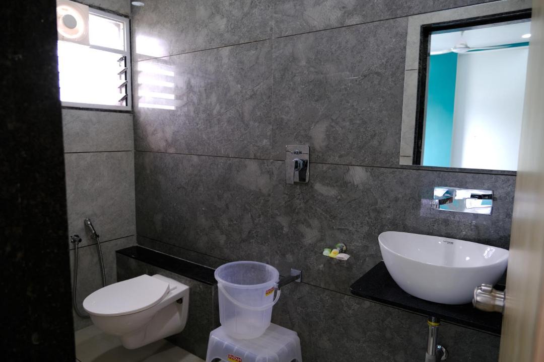 Photo of Bathroom in Rajpipla