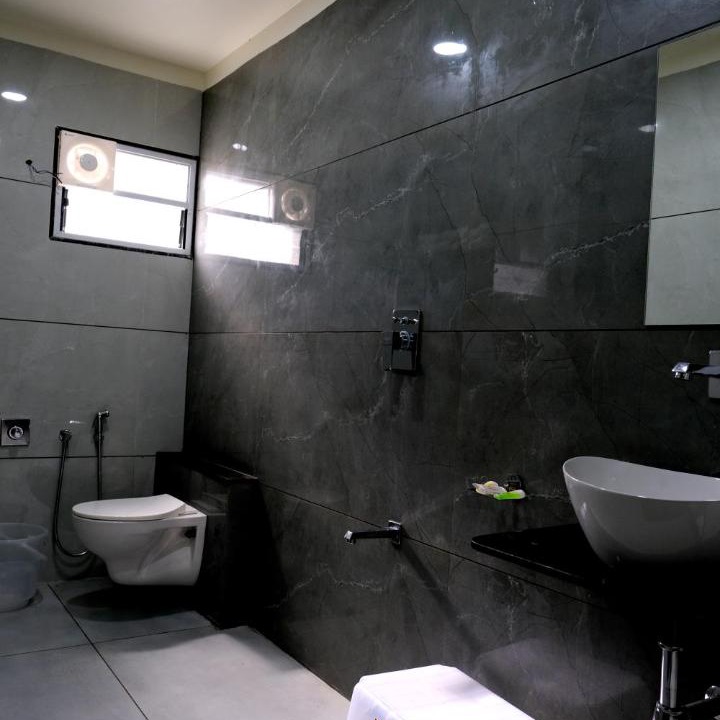 Photo of Bathroom in Rajpipla