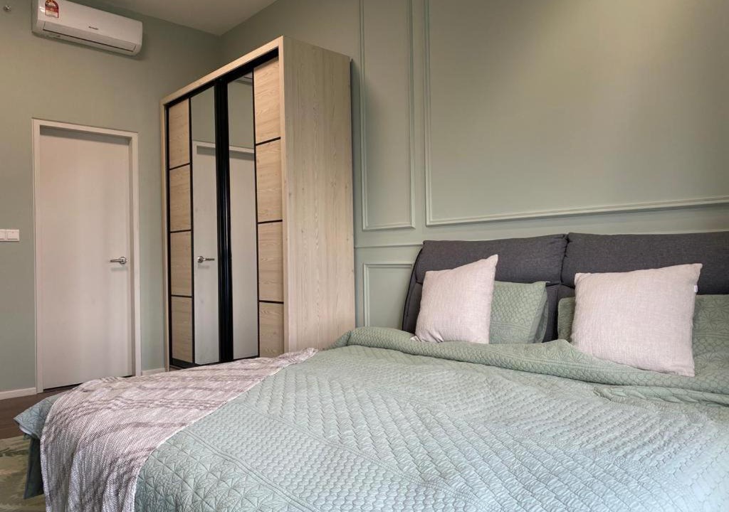 Photo of Bedroom in Maluri