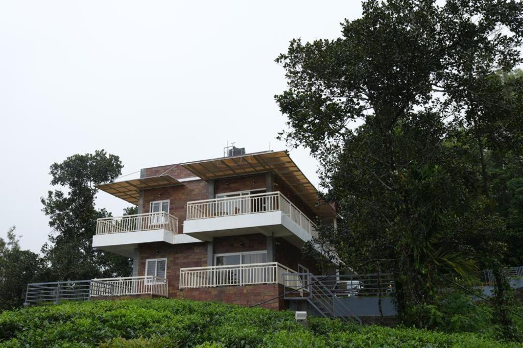 Photo of Buildings in Elappara