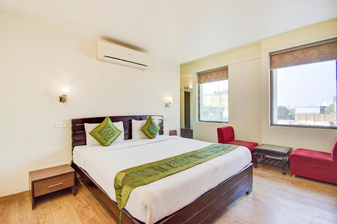 Photo of Bedroom in Raja Park