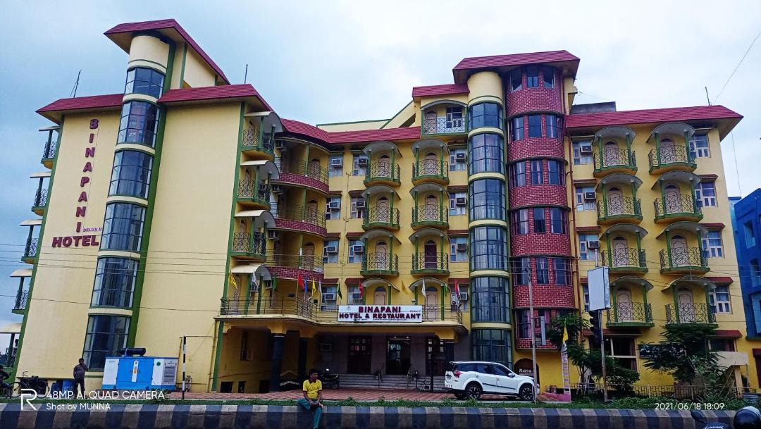 Photo of Buildings in Tarapith