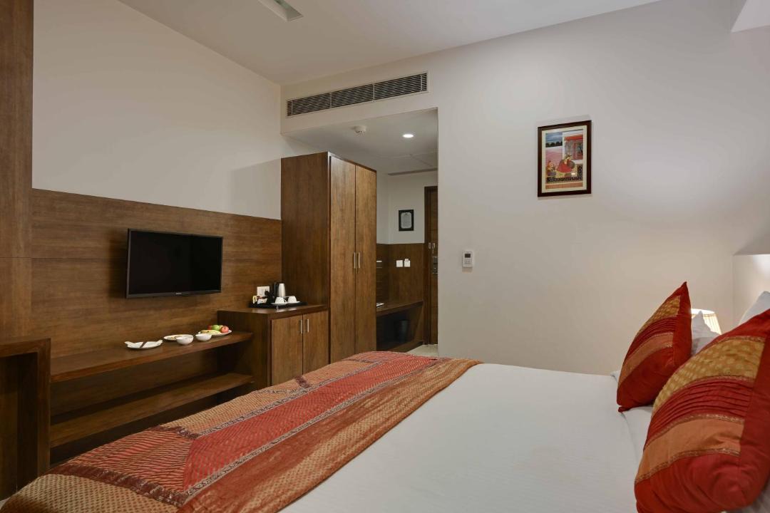 Photo of Bedroom in Tonk Road