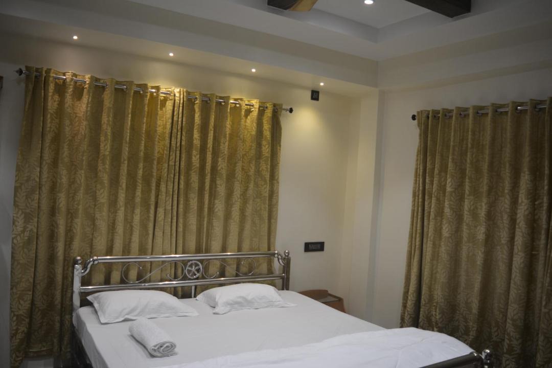 Photo of Bedroom in Sualkuchi