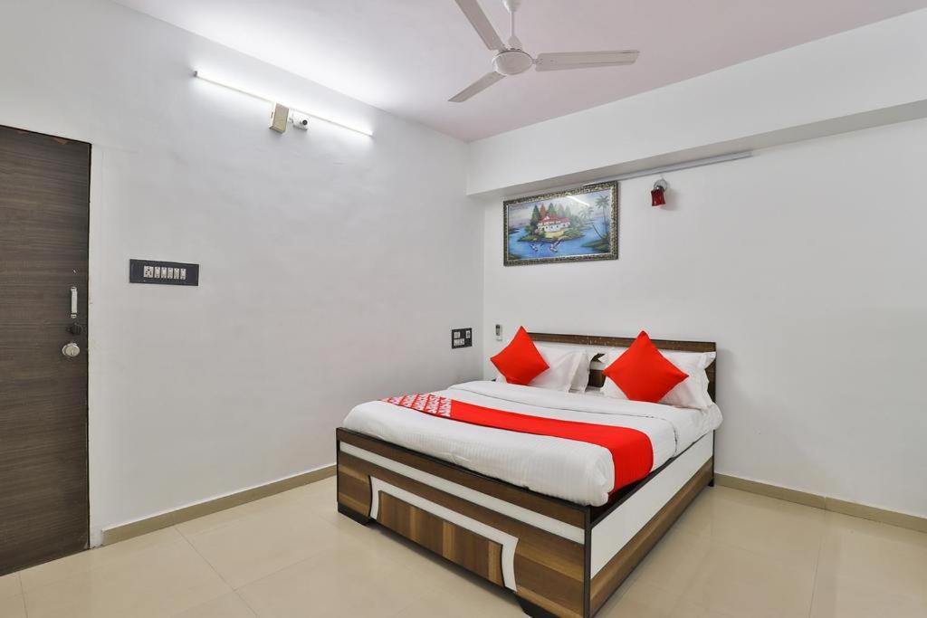 Photo of Bedroom in Kamrej