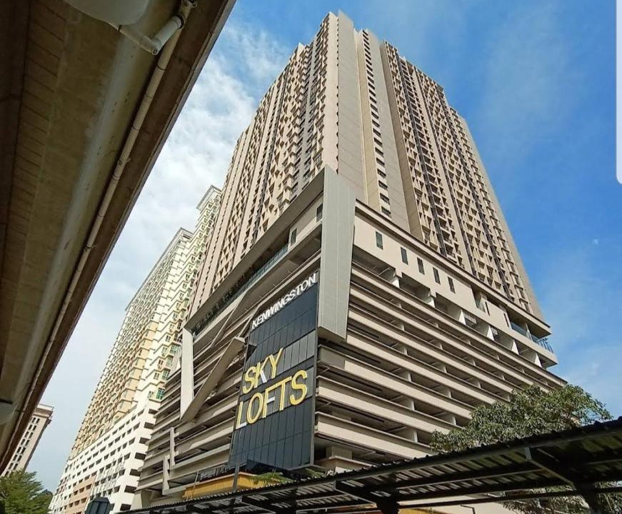 Photo of Buildings in Usj 1