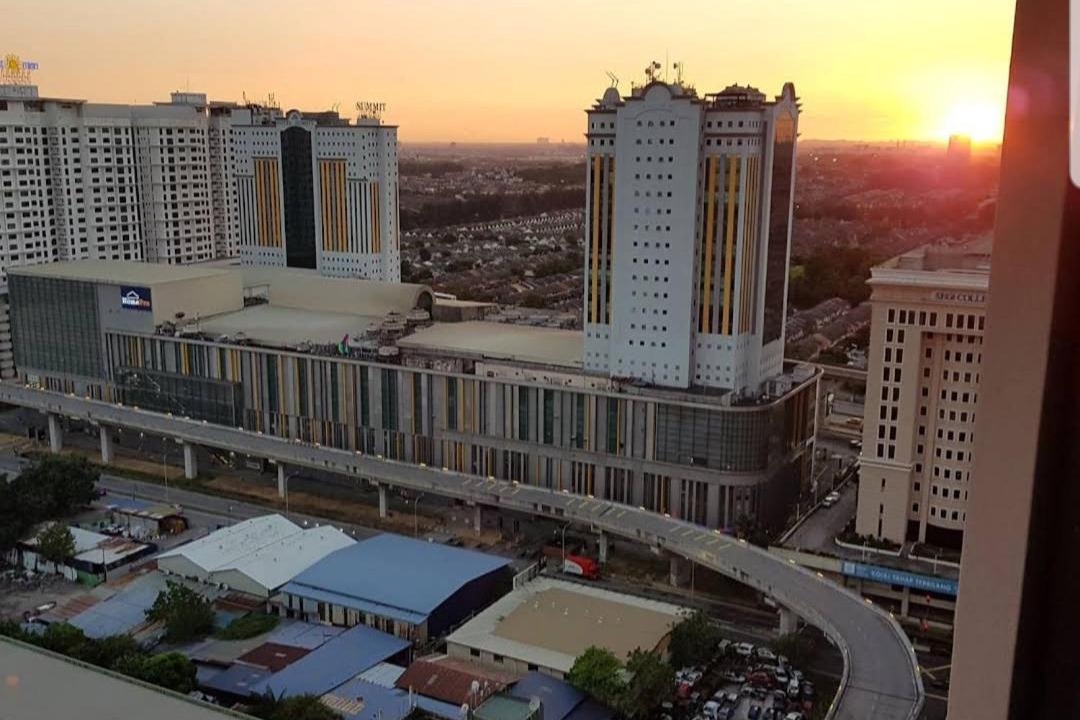 Photo of Buildings in Usj 1