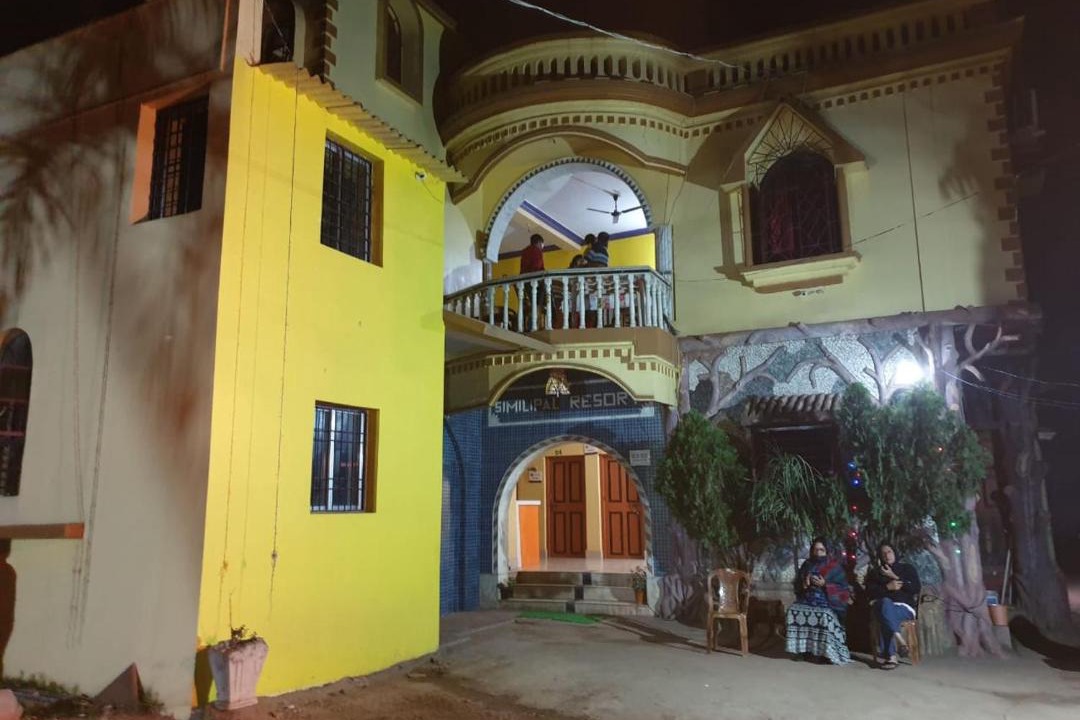 Photo of Buildings in Bangriposi