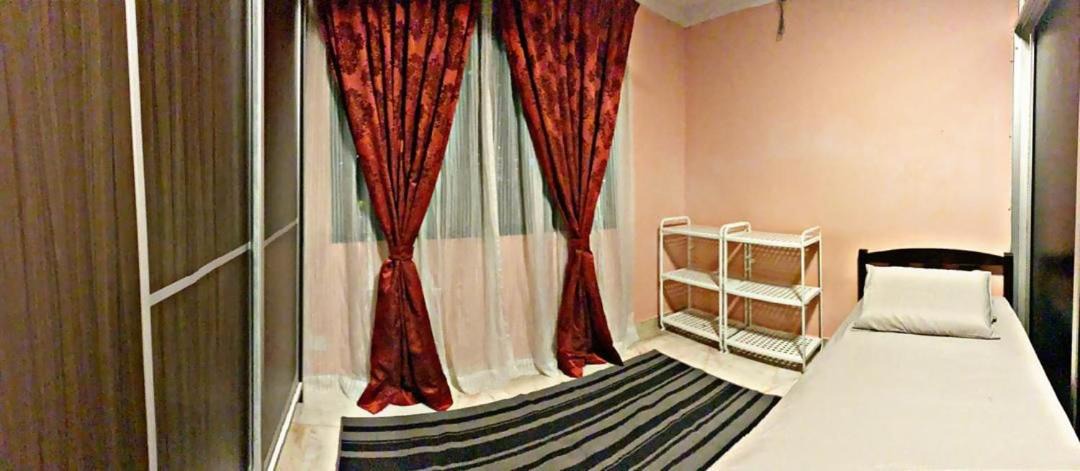 Photo of Bedroom in Kampung Haji Abdullah Hukum