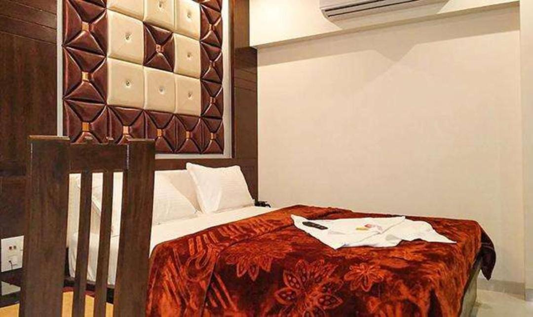 Photo of Bedroom in Surat