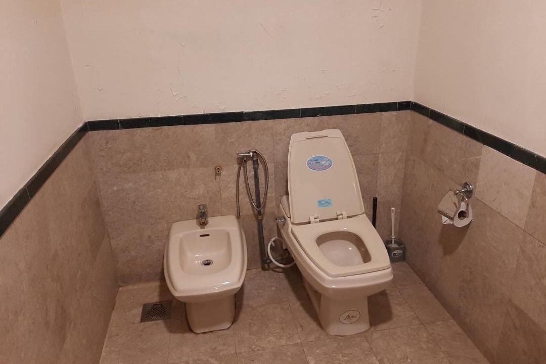 Photo of Bathroom in Imbi