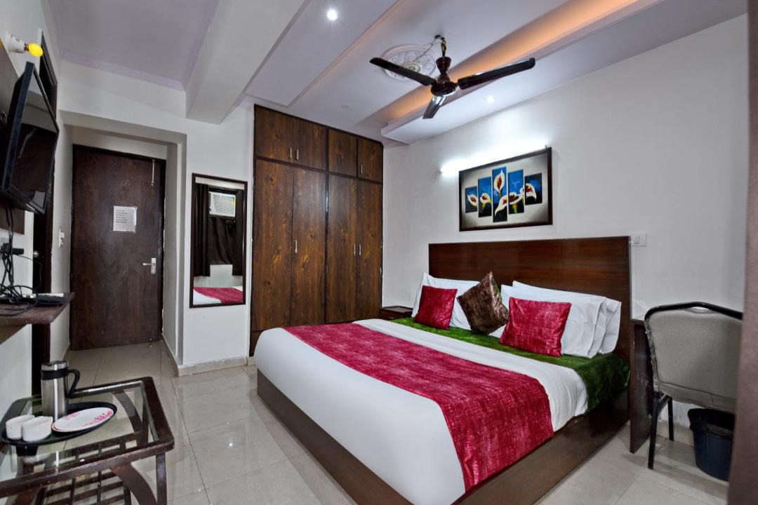 Photo of Bedroom in Sector 27