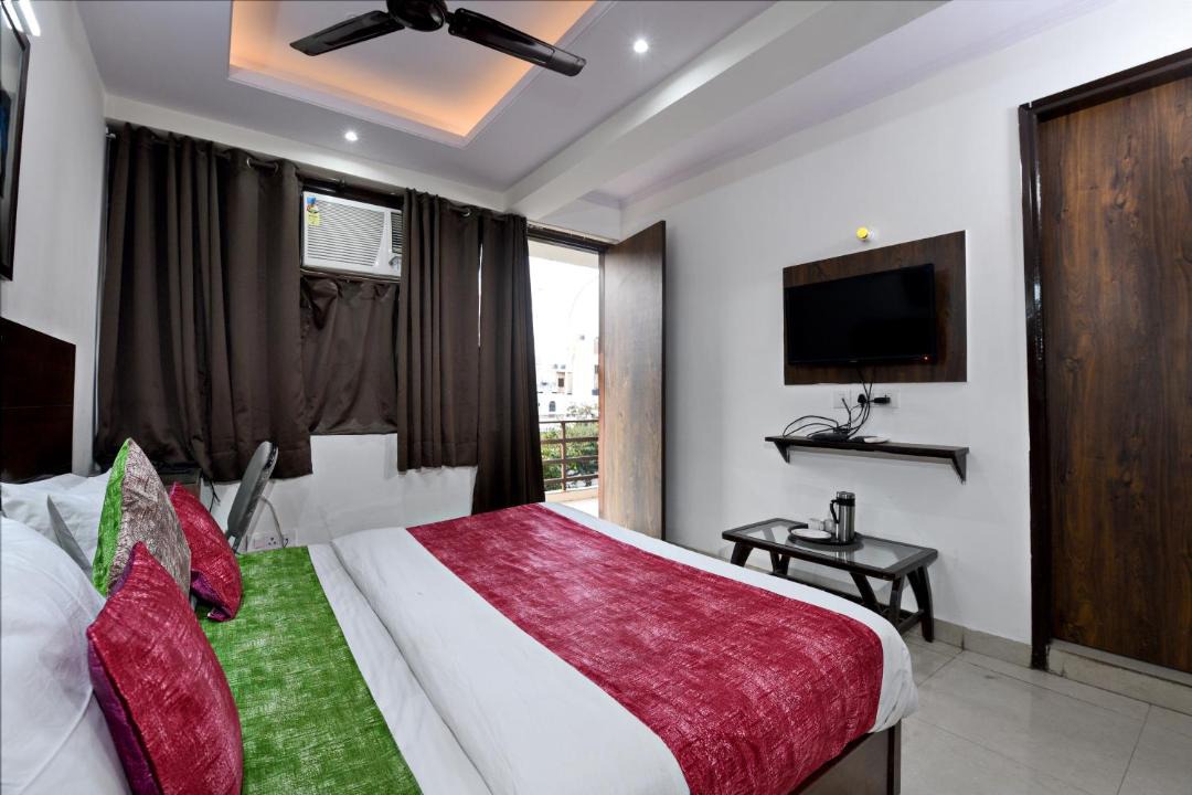Photo of Bedroom in Sector 27
