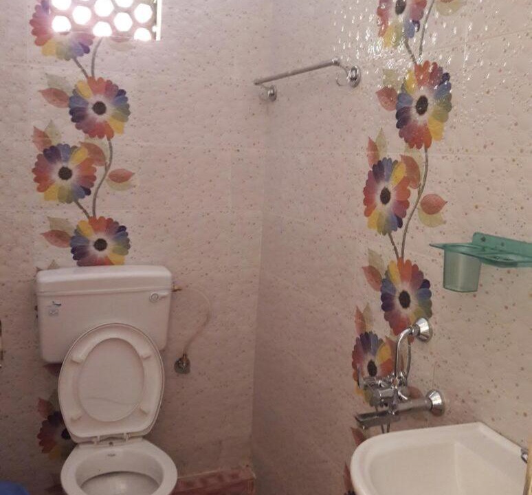 Photo of Bathroom in Cola
