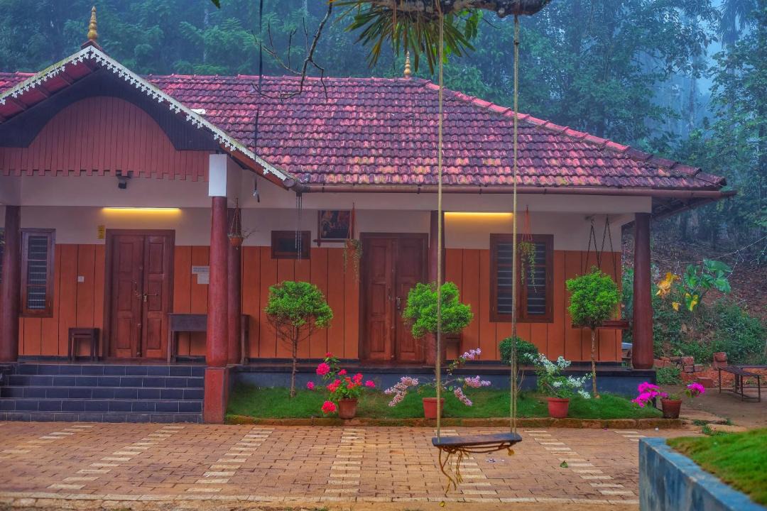 Photo of Others in Vayittiri