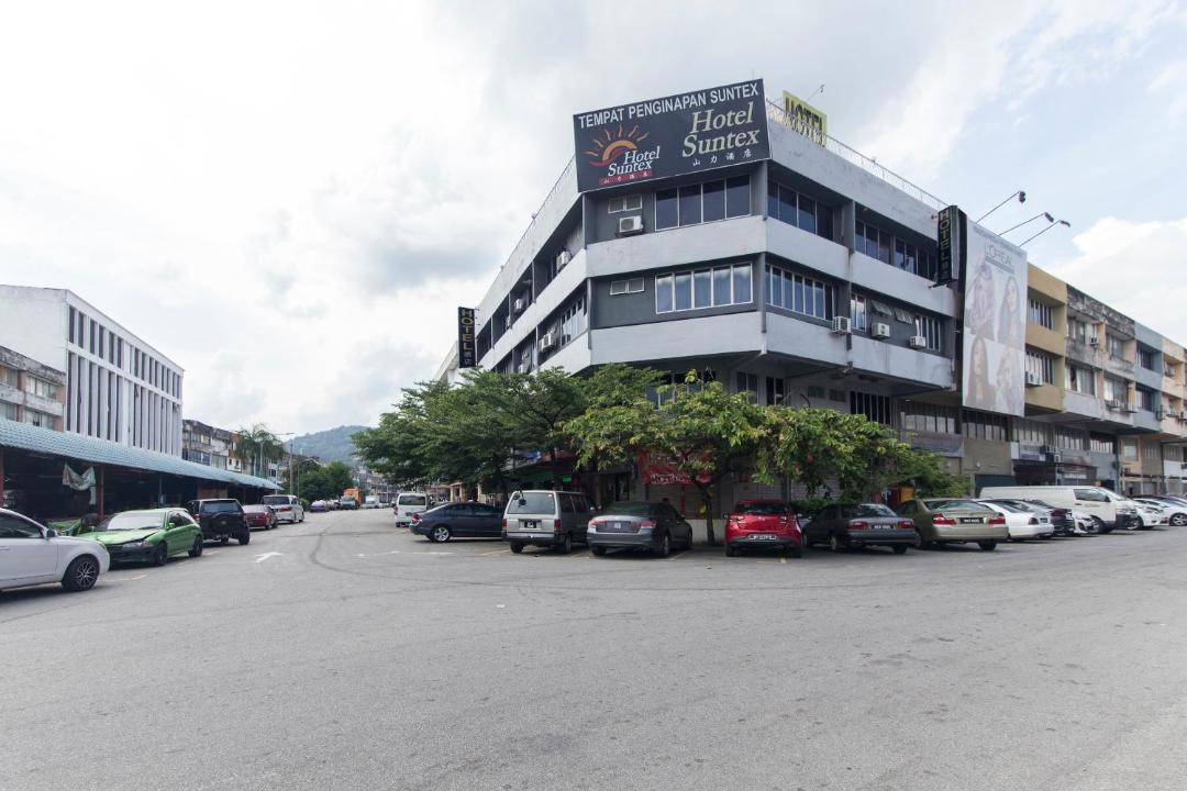 Photo of Buildings in Kampung Sungai Raya