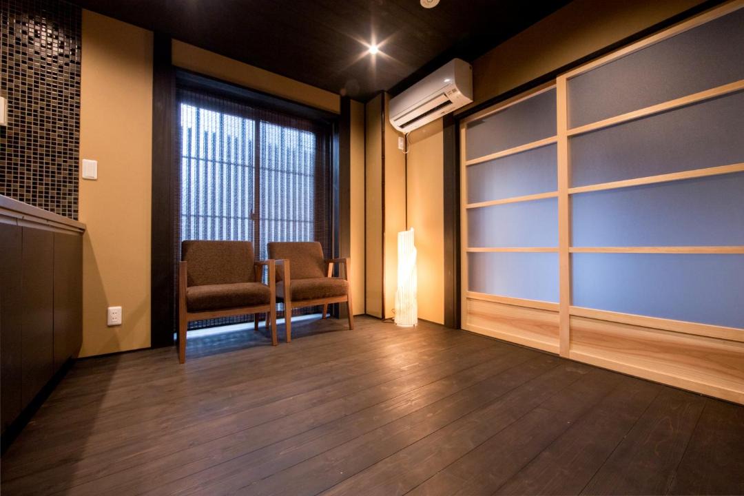 Photo of Others in Minami
