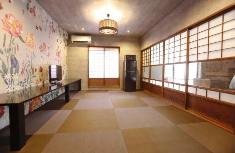 Photo of Others in Minami