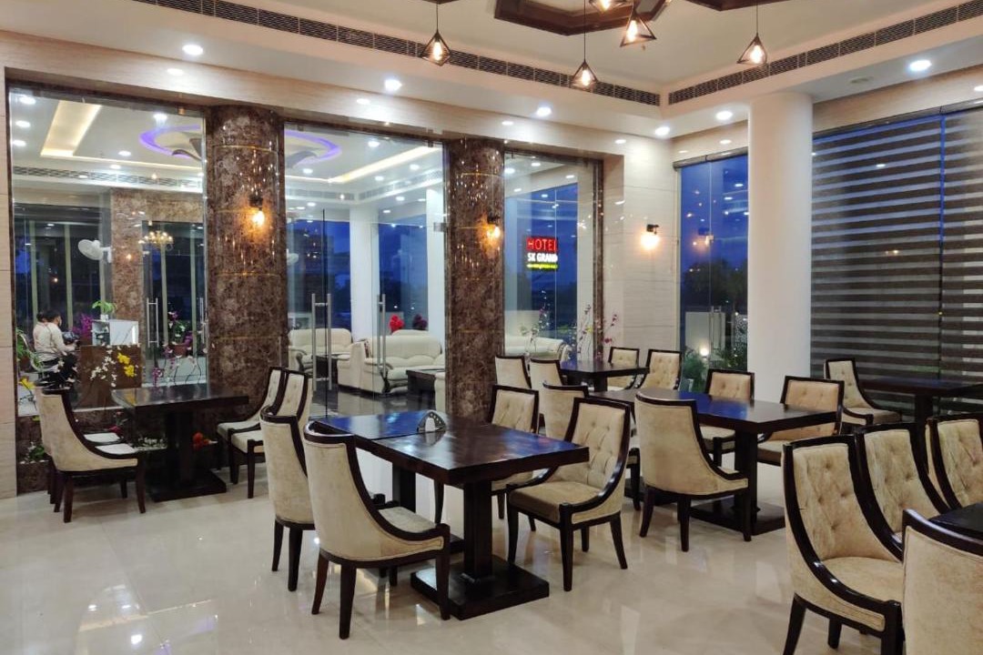 Photo of Livingroom in Tonk Road