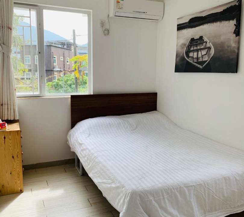Photo of Bedroom in Islands District